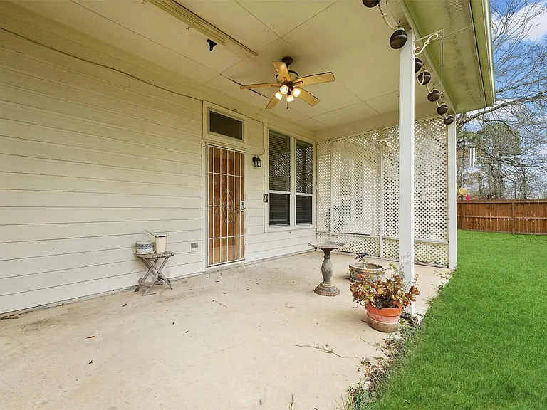 26975 Sabinal Trl — Photo 24
