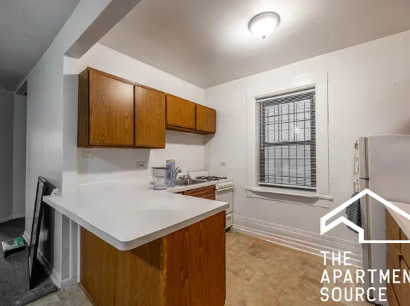 1627 N Winchester Ave, Chicago, IL