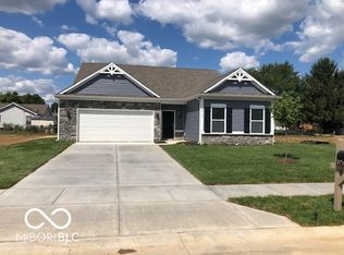 3712 Berkdale Dr, Columbus, IN 47203