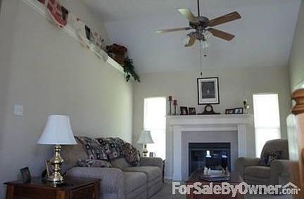 3rd image of 1233 SE Eastridge Dr