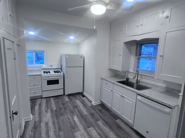 1645 Mars Ave #Up, Lakewood, OH 44107