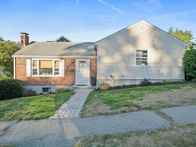 17 Badger Cir, Milton, MA, 02186