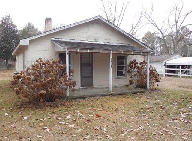 2nd image of 1645 Old Grantham Rd