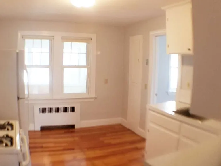 192 Holbrook Rd #4 — Photo 5