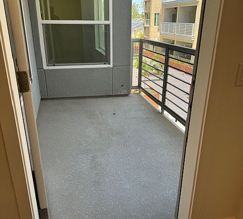 balcony