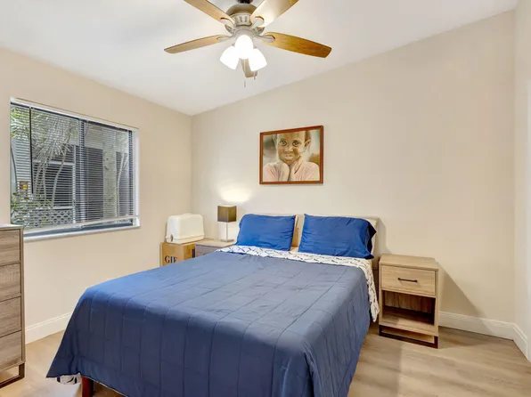 11901 Sturbridge Lane, Wellington, FL 33414