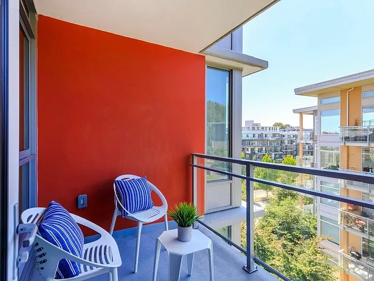3281 E Kent Ave N #506 — Photo 3