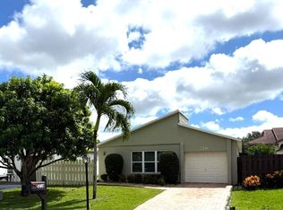 5216 Minto Rd, Boynton Beach, FL 33472