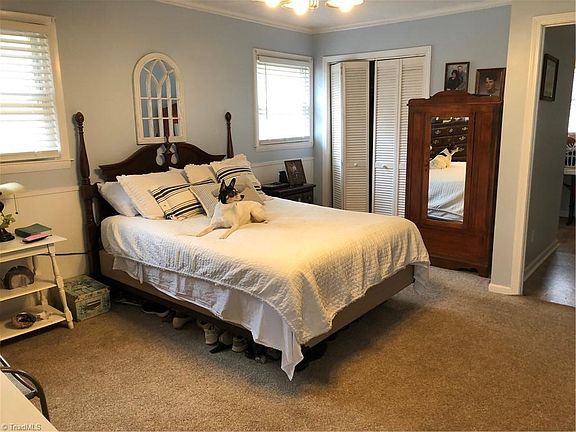 3rd image of 117 Farmstead Dr