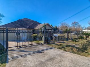 8004 Mendez St, Houston, TX 77029