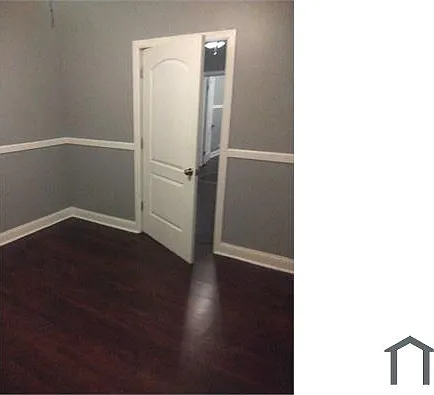 3904 S Albany Ave — Photo 5