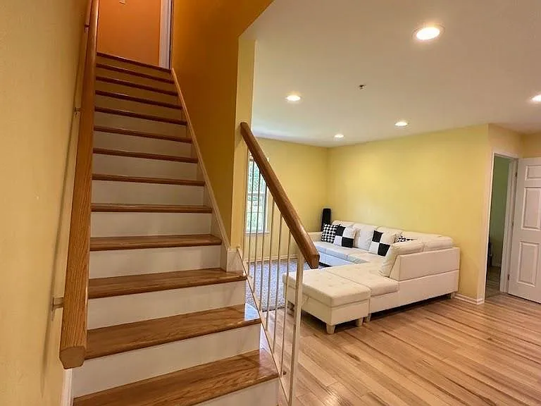 263 Prestwick Way — Photo 10