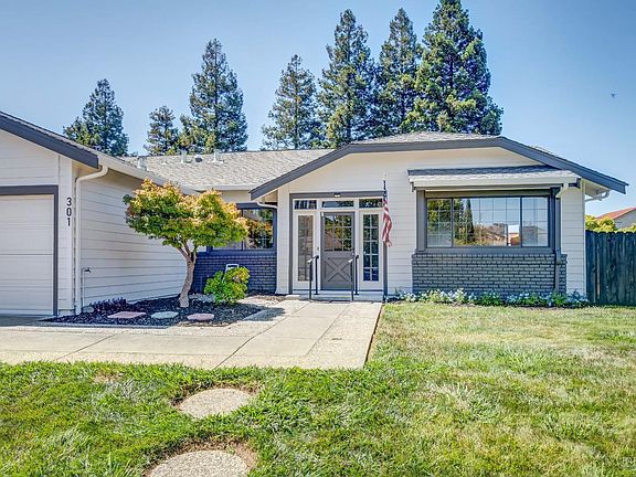 2nd image of 301 Darley Drive