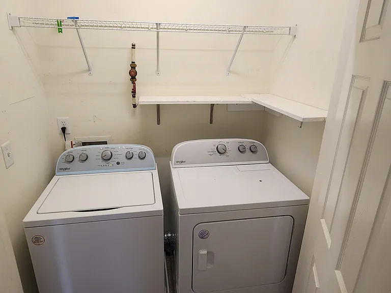 7425 Wallace Ln — Photo 11