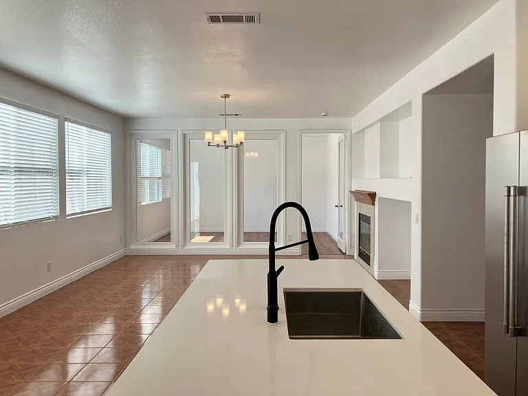 6785 Goldy St — Photo 11