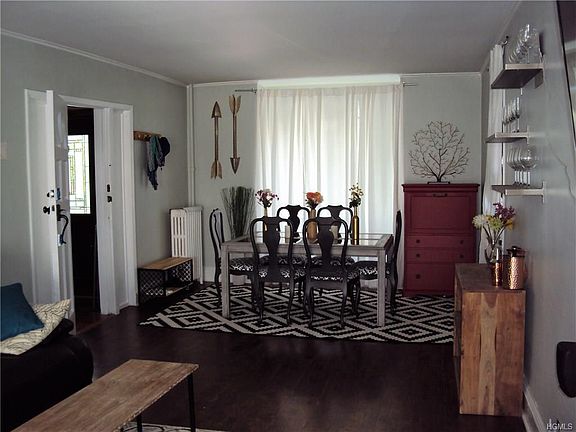 5th image of 114 Glen Ave #1