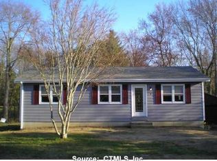 16 Shore Dr, Griswold, CT 06351