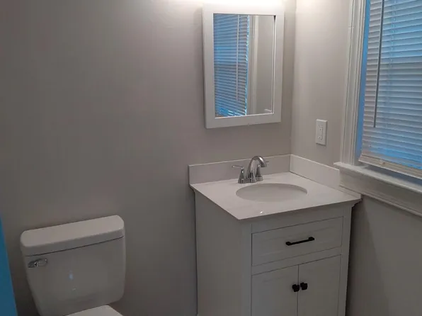 (undisclosed Address), Chester, VA 23836