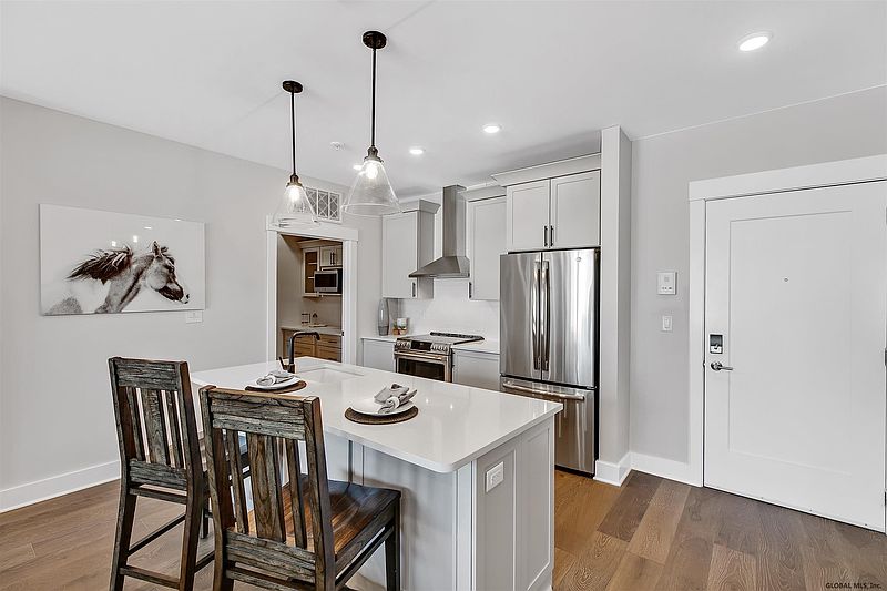 4th image of 116 WEST Avenue #204