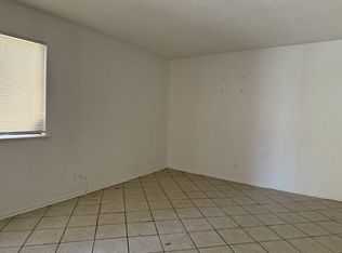 5701 Smoke Ranch Rd UNIT B, Las Vegas, NV 89108