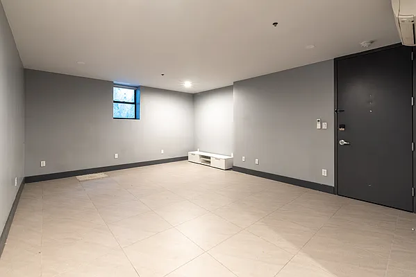 Rented by Lodger Corp | media 29