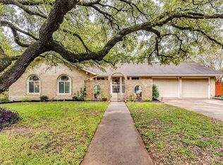 6909 Grove Crest Dr, Austin, TX 78736