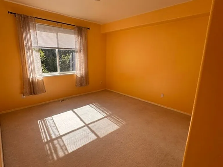 10100 Zermatt Cir — Photo 29