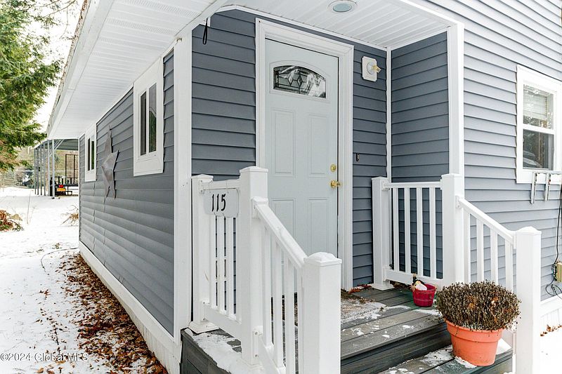 3rd image of 115 Woodside Avenue