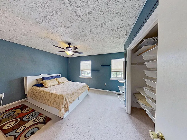 21837 Ronald Dr — Photo 5