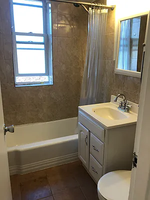 Rented by Walker Whiteside Pettibone, LREB | media 10