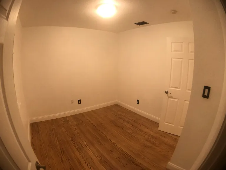1405 Cypress Ln — Photo 12