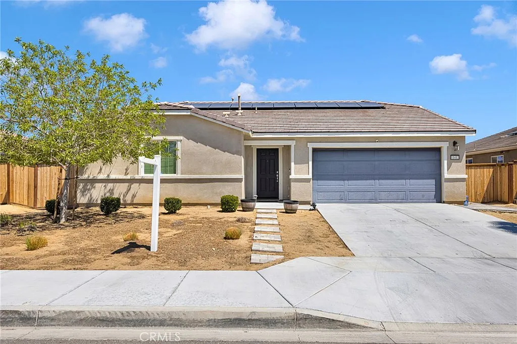 4 bed, 1790 sqft, $3,000 — Photo 2