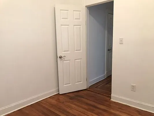 Rented by Premier Metro Realty Corp | media 35