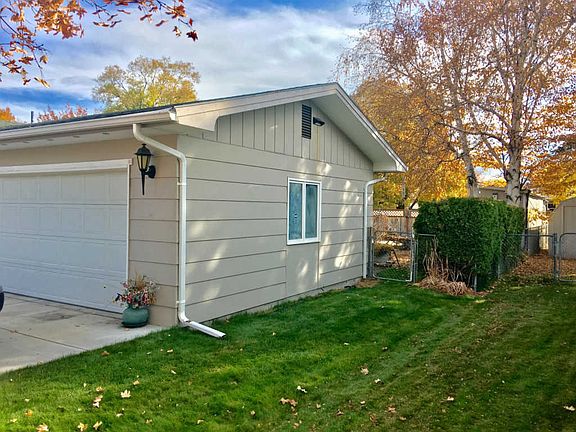 3rd image of 2808 Harmony Ct