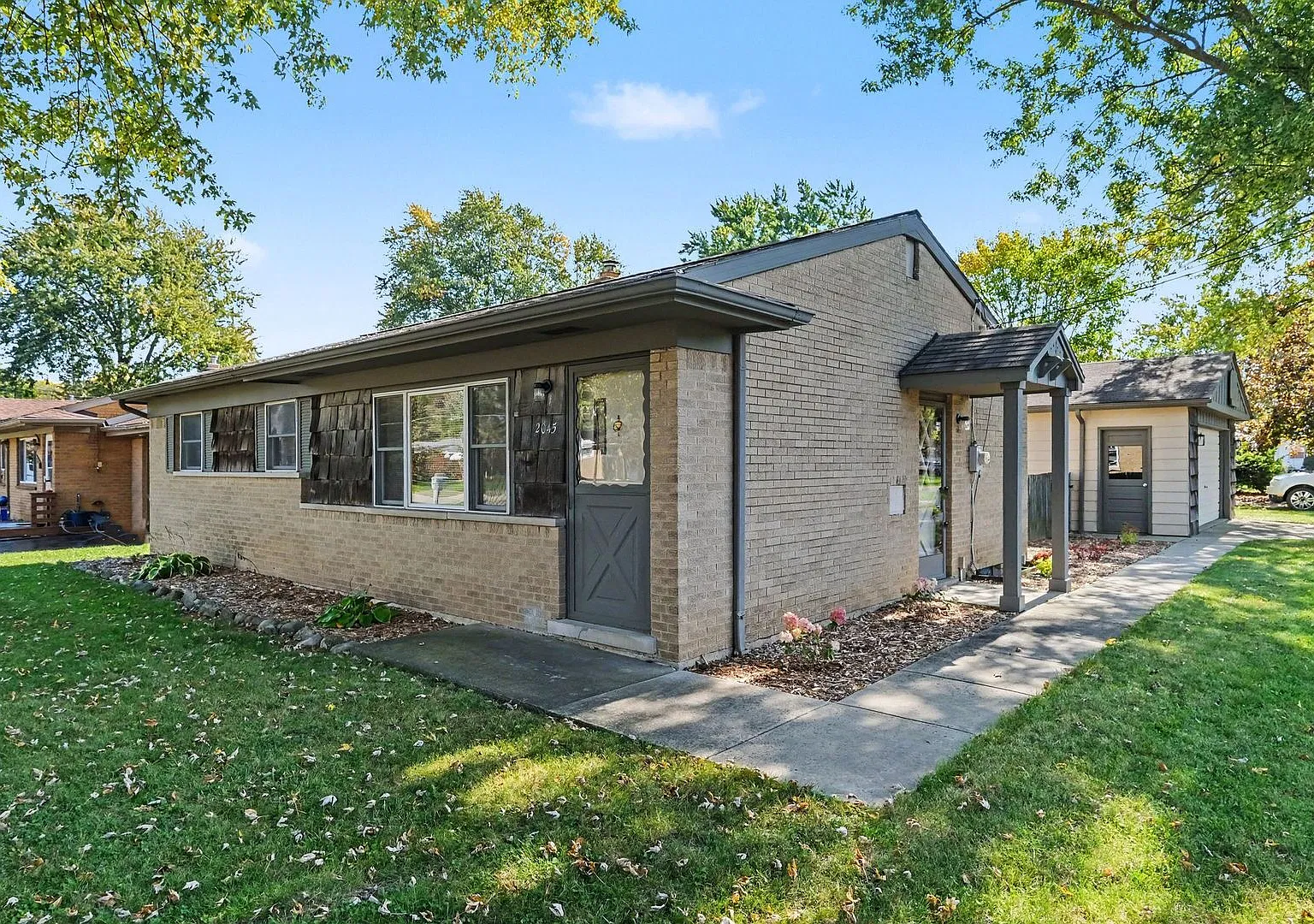 3 Bedroom Brick Ranch - Available Now! — Photo 1