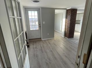 1567 1st St APT 2, Rensselaer, NY 12144