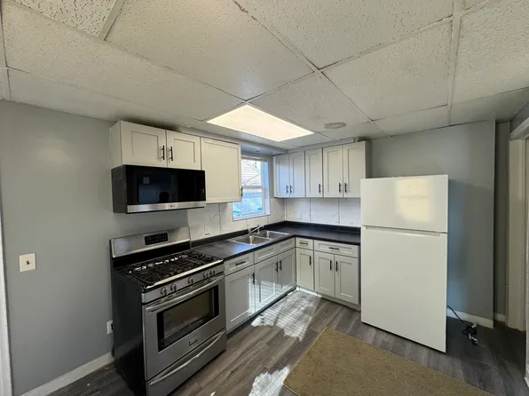 3758 Palm Ave, Lorain, OH 44055