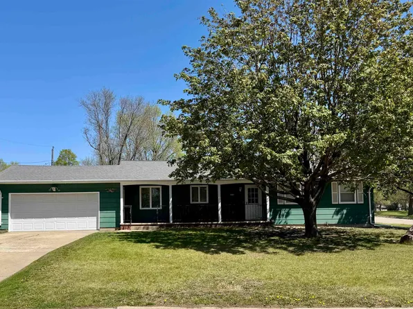 610 W Elizabeth St, Edgerton, MN 56128