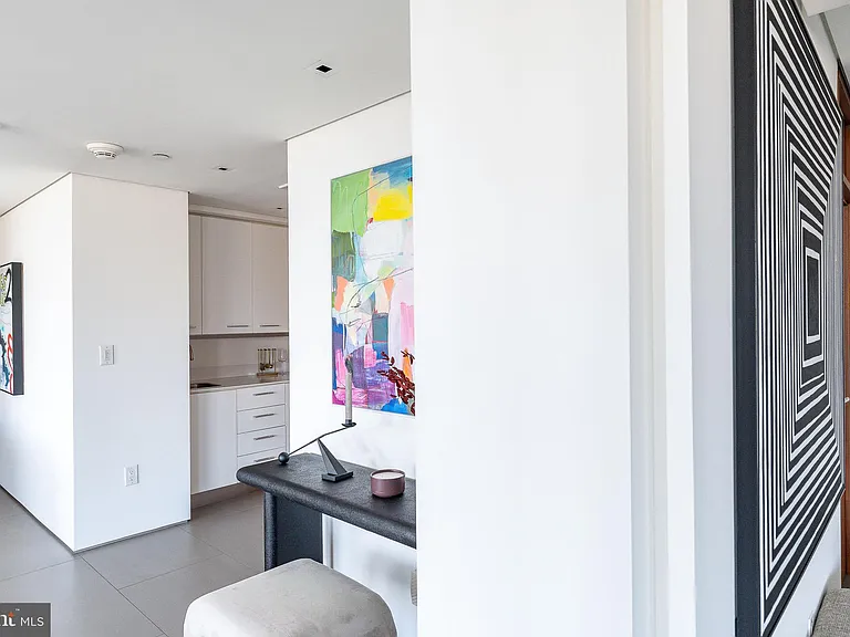 210 W Rittenhouse Sq #2106-2107 — Photo 28