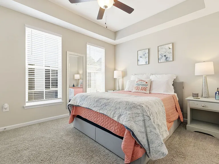 3557 Bristol Ln — Photo 9