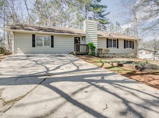 5352 Janet Ln, Austell, GA