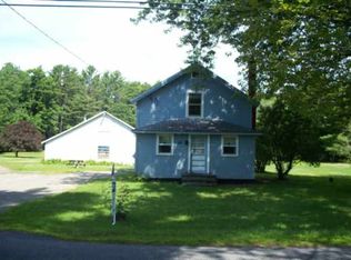 211 Vandenburgh Point Rd, Gloversville, NY 12078