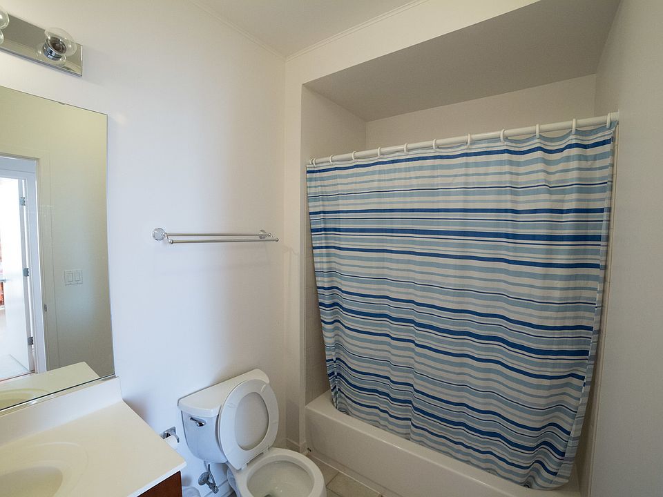 1st image of 611 S Wells St #2605