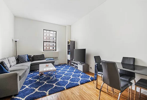 Rented by Compass | media 1