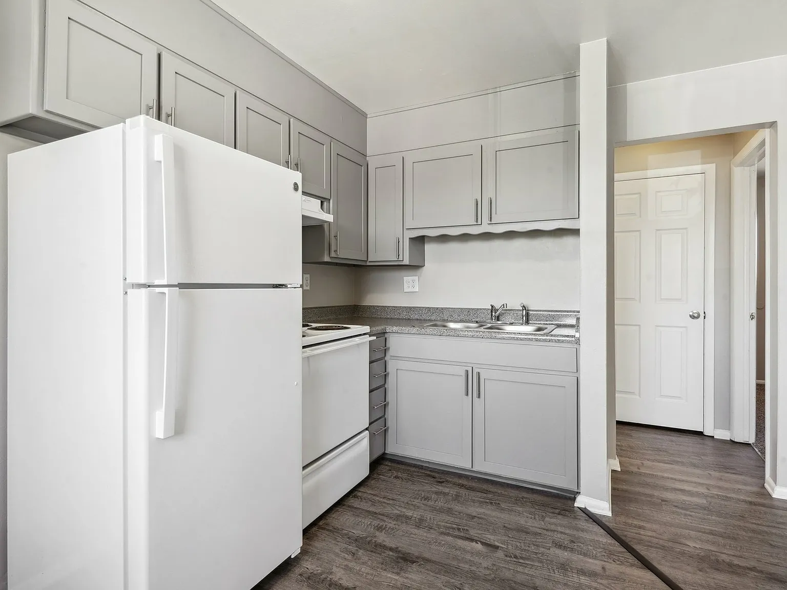 Autumn Lane Apartments — Photo 4