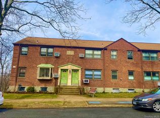 57-65 246 Crescent #2, Douglaston, NY 11362
