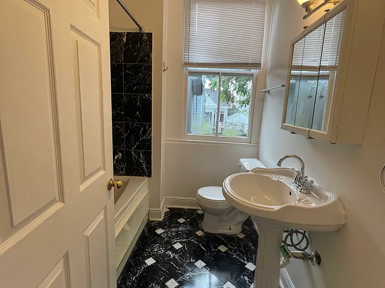 1303 General Pershing St — Photo 16