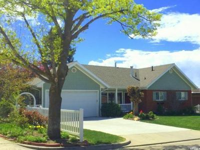 2916 E Oakridge Dr, Salt Lake City, UT, 84109
