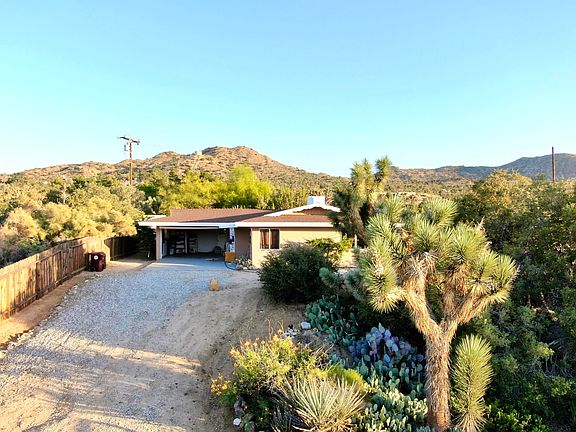 5th image of 55463 Ennis Ln