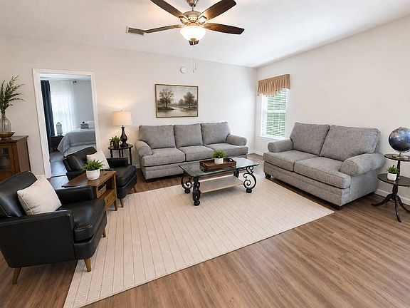 2nd image of 3146 Carpenter Ln APT 102